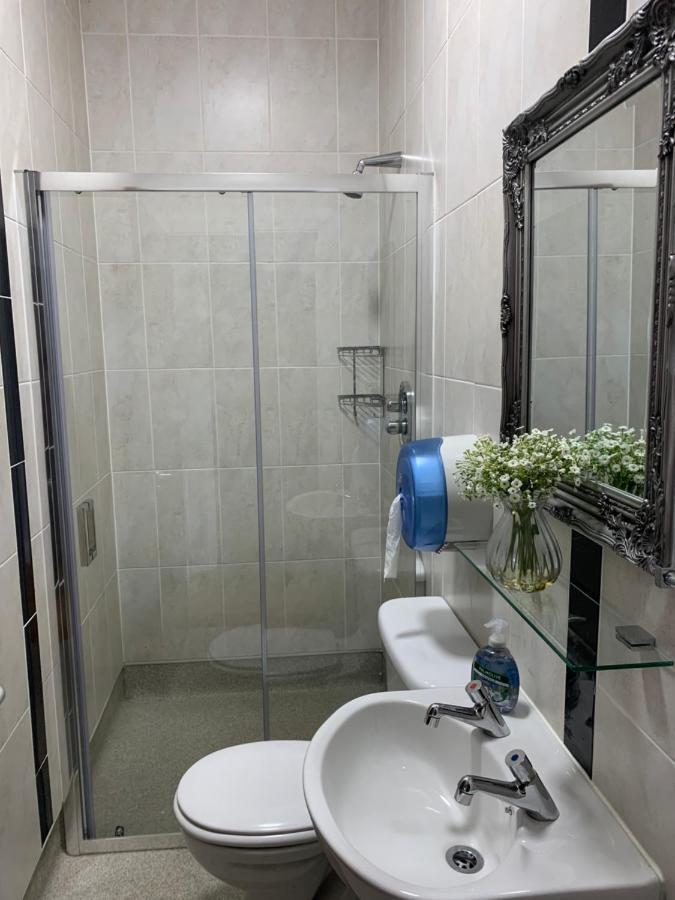 Lanigan'S Accommodation Κίλκενι Εξωτερικό φωτογραφία